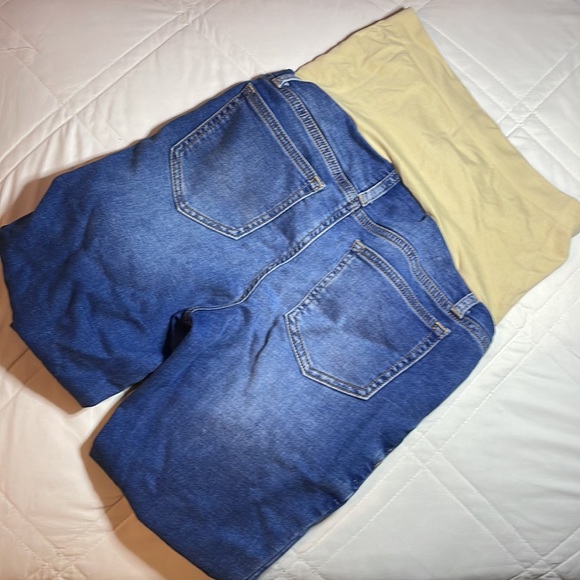 A-glow Maternity Jegging size 4 - Picture 3 of 3